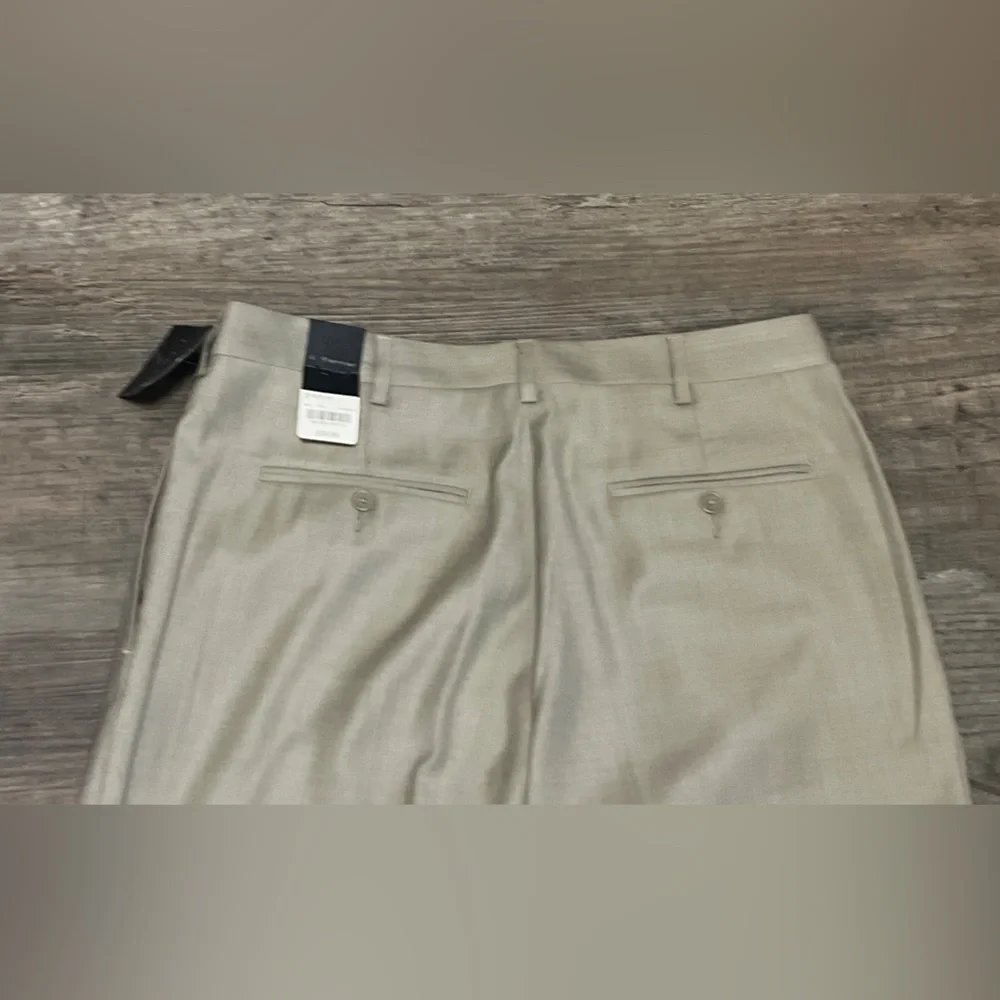 NWT J. Ferrar Men's Light Beige Flat Front Dress Slacks